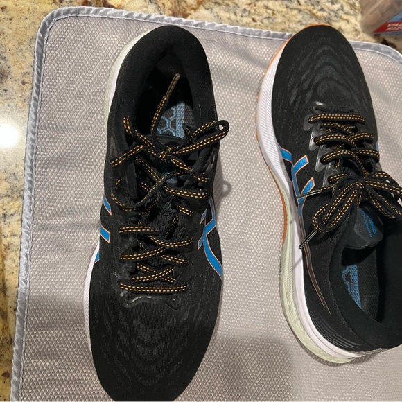 ASICS GT 2000 11 Men’s size 9 width wide - Picture 1 of 7